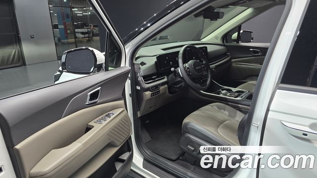 Kia Canival 2025 — photo 13