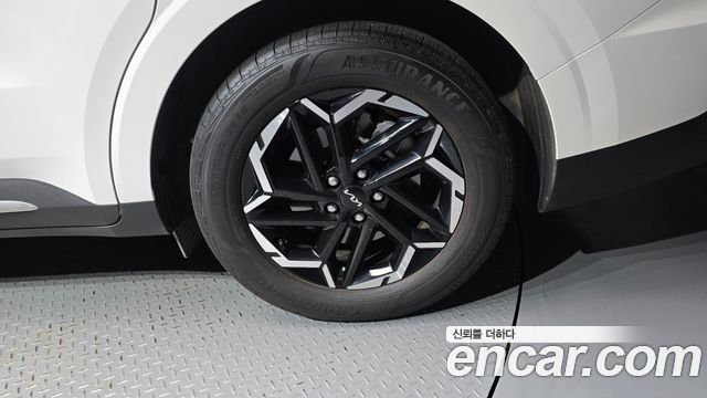 Kia Canival 2025 — photo 7