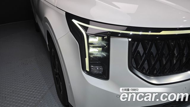 Kia Canival 2025 — photo 8