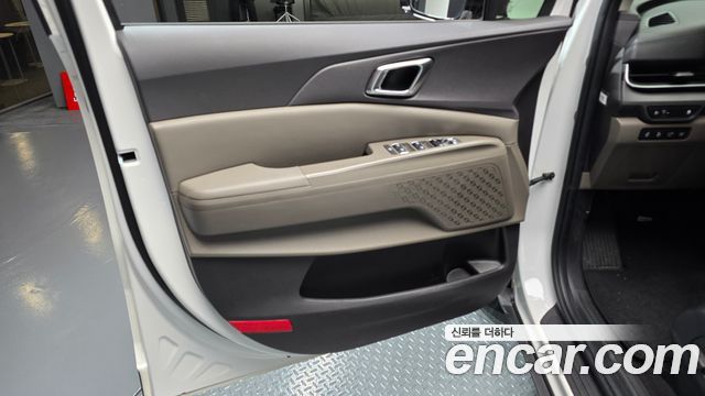 Kia Canival 2025 — photo 14