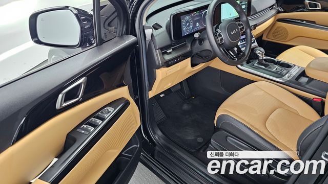 Kia Canival 2023 — photo 13
