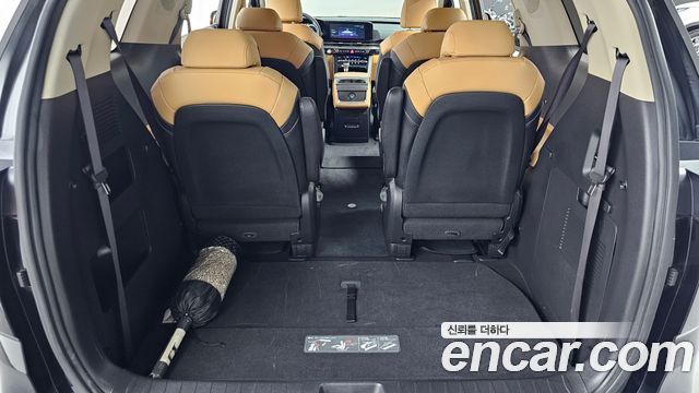 Kia Canival 2023 — photo 22