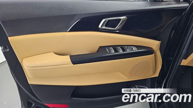 Kia Canival 2023 — photo 14