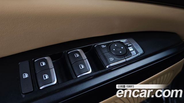 Kia Canival 2023 — photo 27