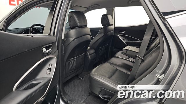 Hyundai Santafe 2017 — photo 17