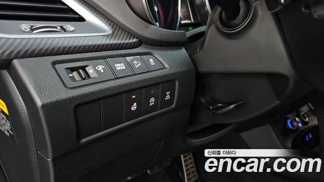 Hyundai Santafe 2017 — photo 22