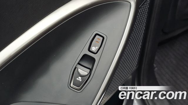 Hyundai Santafe 2017 — photo 30