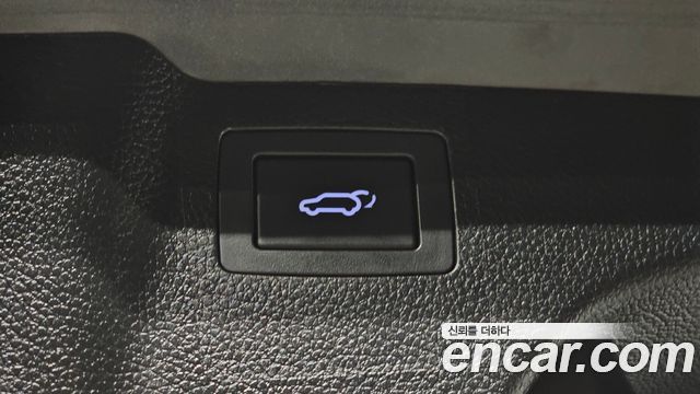 Hyundai Santafe 2017 — photo 34