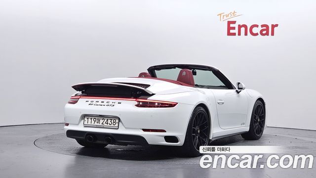 Porsche 911 2017 — photo 2