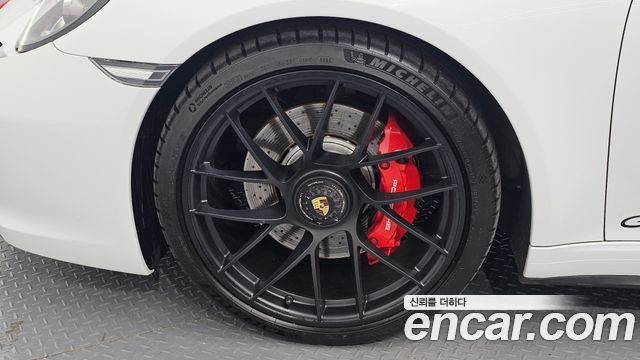 Porsche 911 2017 — photo 5