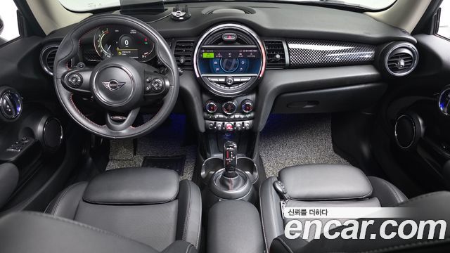 Mini Cooper 2021 — photo 10
