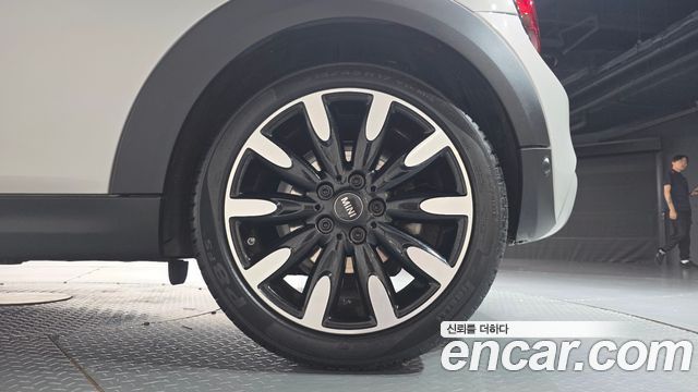 Mini Cooper 2021 — photo 7