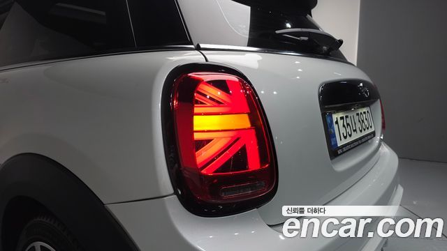 Mini Cooper 2021 — photo 9