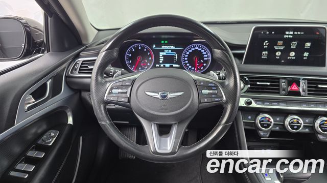 Genesis G70 2018 — photo 12