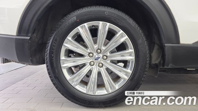 Ford Explorer 2021 — photo 5
