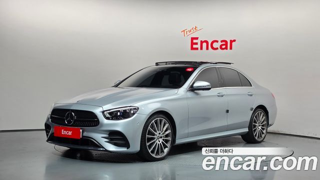 Mercedes-Benz E-Class 2022 — photo 1