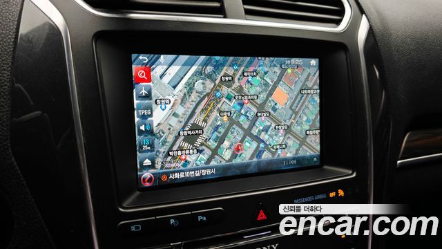Ford Explorer 2018 — photo 13