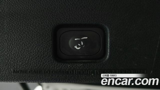 Ford Explorer 2018 — photo 18