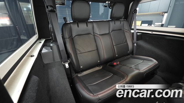 Jeep Wrangler 2022 — photo 18