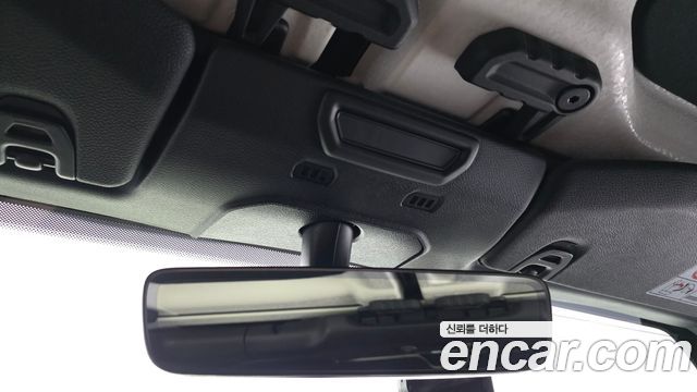 Jeep Wrangler 2022 — photo 25