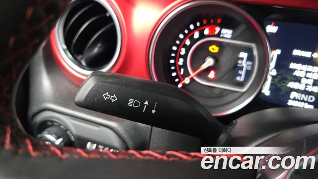 Jeep Wrangler 2022 — photo 27