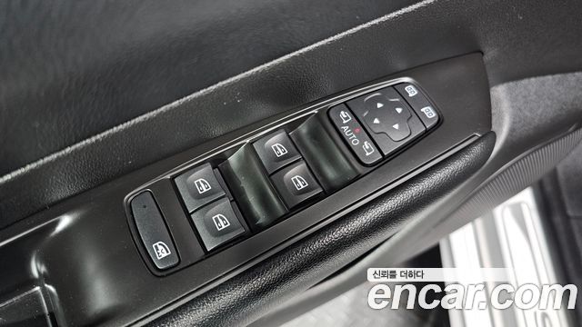 Renault Korea SM6 2017 — photo 19