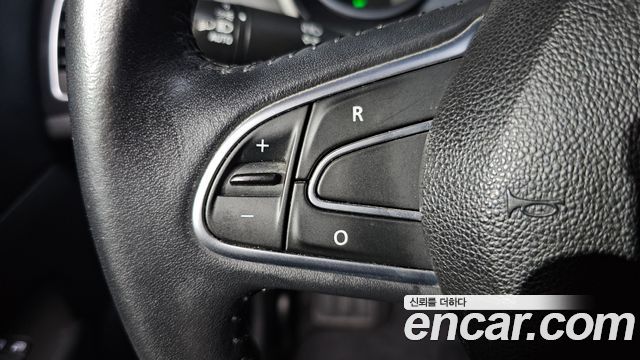 Renault Korea SM6 2017 — photo 21