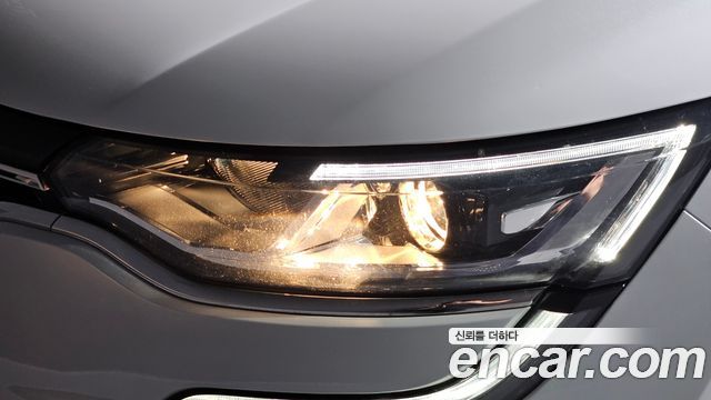 Renault Korea SM6 2017 — photo 8