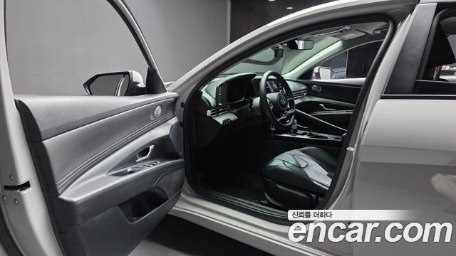 Hyundai AVANTE 2021 — photo 10