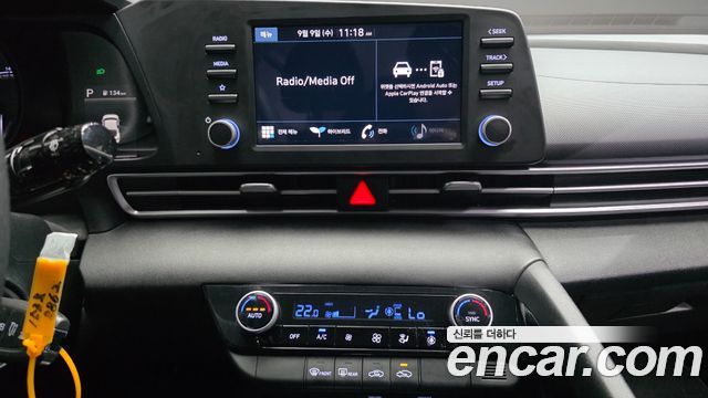 Hyundai AVANTE 2021 — photo 16