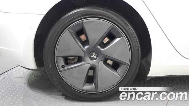 Tesla Model 3 2022 — photo 5