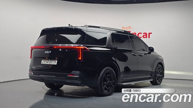 Kia Canival 2025 — photo 2