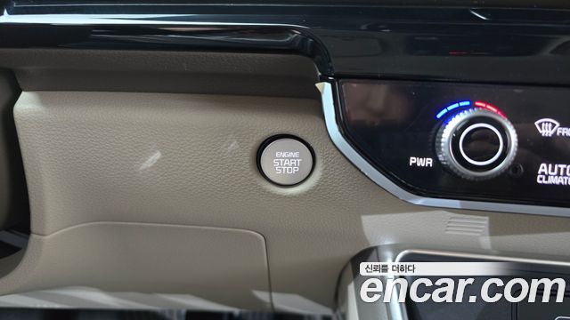 Kia Canival 2025 — photo 29