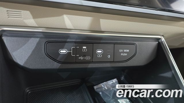 Kia Canival 2025 — photo 31