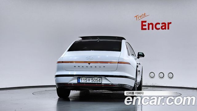 Hyundai Grandeur 2025 — photo 4