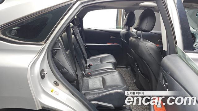 Lexus RX 2010 — photo 11