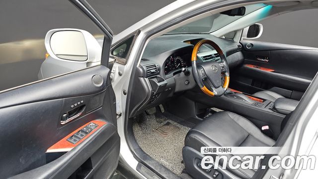 Lexus RX 2010 — photo 12
