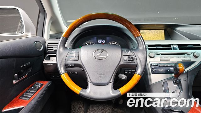 Lexus RX 2010 — photo 13
