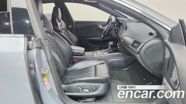Audi A7 2016 — photo 11