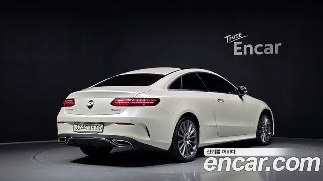 Mercedes-Benz E-Class 2021 — photo 2