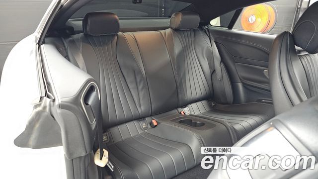 Mercedes-Benz E-Class 2021 — photo 18