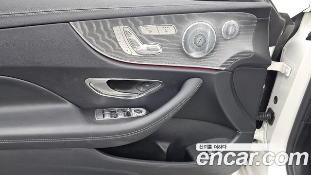 Mercedes-Benz E-Class 2021 — photo 25