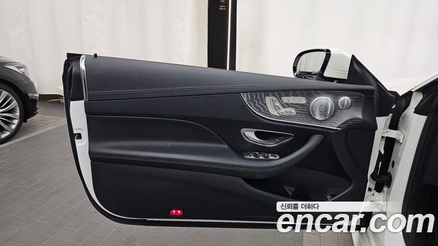 Mercedes-Benz E-Class 2021 — photo 14