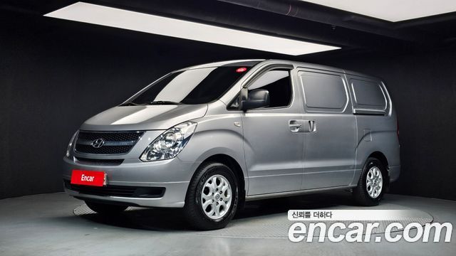 Hyundai Starex 2015 — photo 1