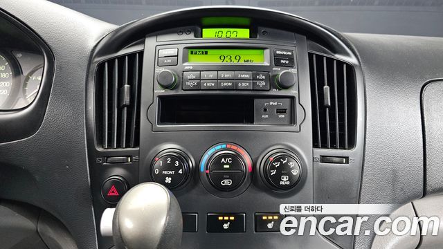 Hyundai Starex 2015 — photo 13