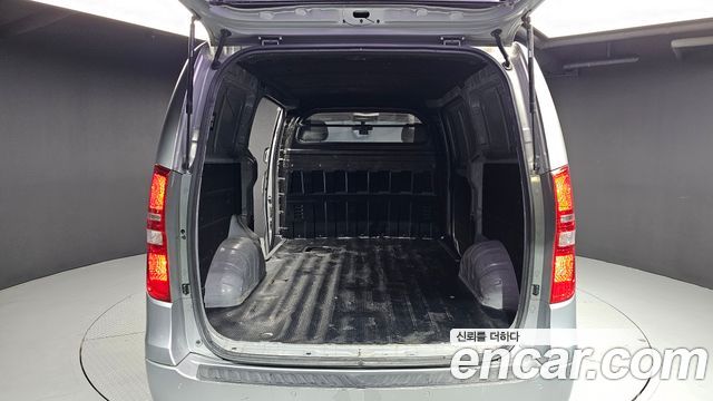 Hyundai Starex 2015 — photo 20