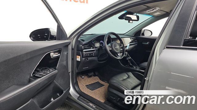 Kia Niro 2022 — photo 10