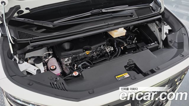 Toyota Alphard 2025 — photo 6