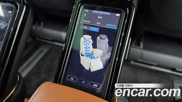 Toyota Alphard 2025 — photo 12