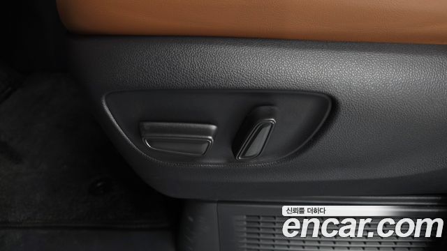 Toyota Alphard 2025 — photo 24